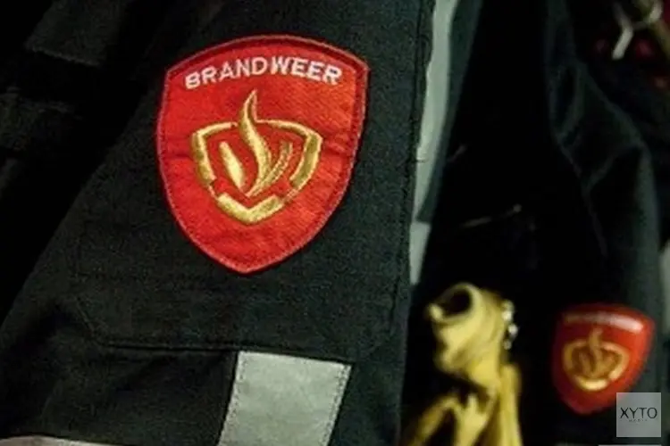 Twee auto’s vatten vlam na doorrijden op lekke band