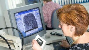 Woninginbreker gepakt op vliegveld