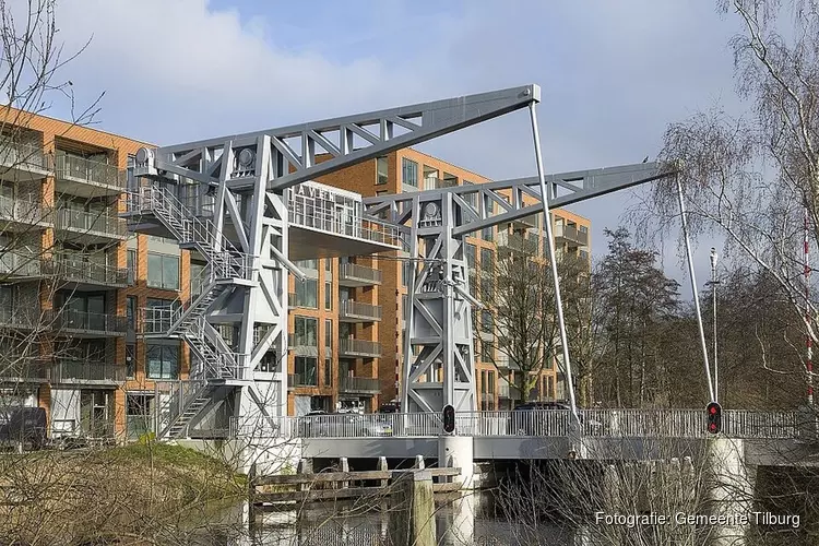 Ophaalbrug Piushaven tijdelijk buiten gebruik