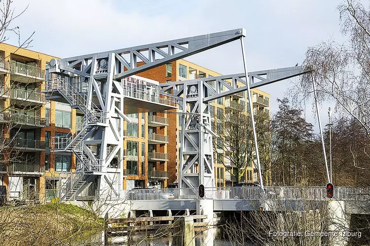 Ophaalbrug Den Ophef kan weer open en dicht