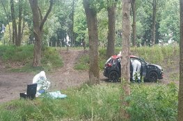 Politieonderzoek na aantreffen zwaargewonde man in buitengebied