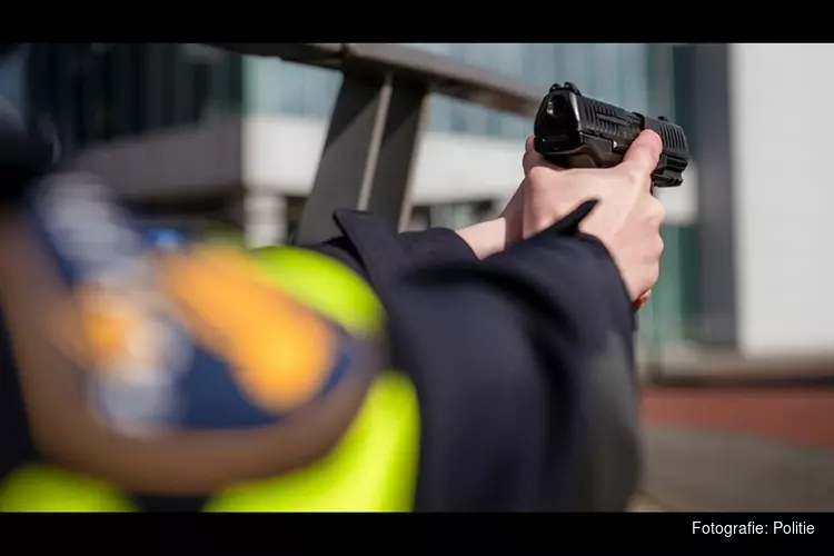 Drie aanhoudingen na vuurwapenmelding