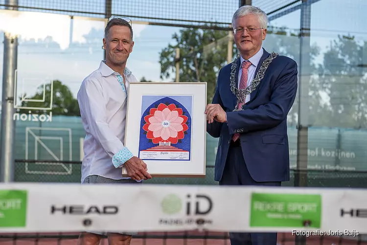 Ereprent voor Tennis- en Padelvereniging Udenhout
