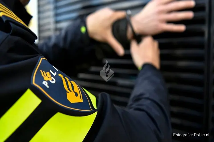 Man met verzet aangehouden voor bedreiging