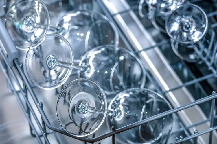 Waarom je vaatwasser onderdelen moet repareren