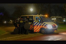 Geweld tegen politie en zesentwintig aanhoudingen