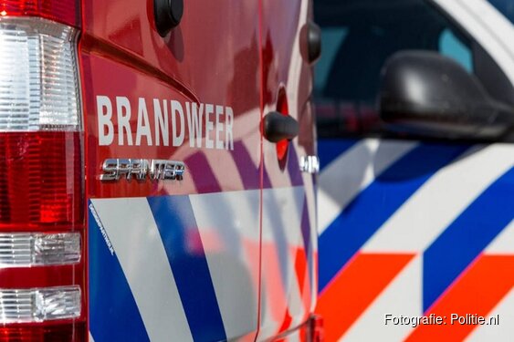 Twee auto's verwoest door brand in Kaatsheuvel