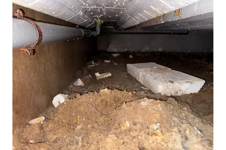 Schimmel op de muur weggehaald en toch komt hij terug