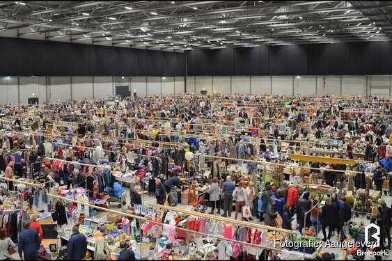 Mega Snuffelmarkt in Breda – 500 kramen vol schatten!
